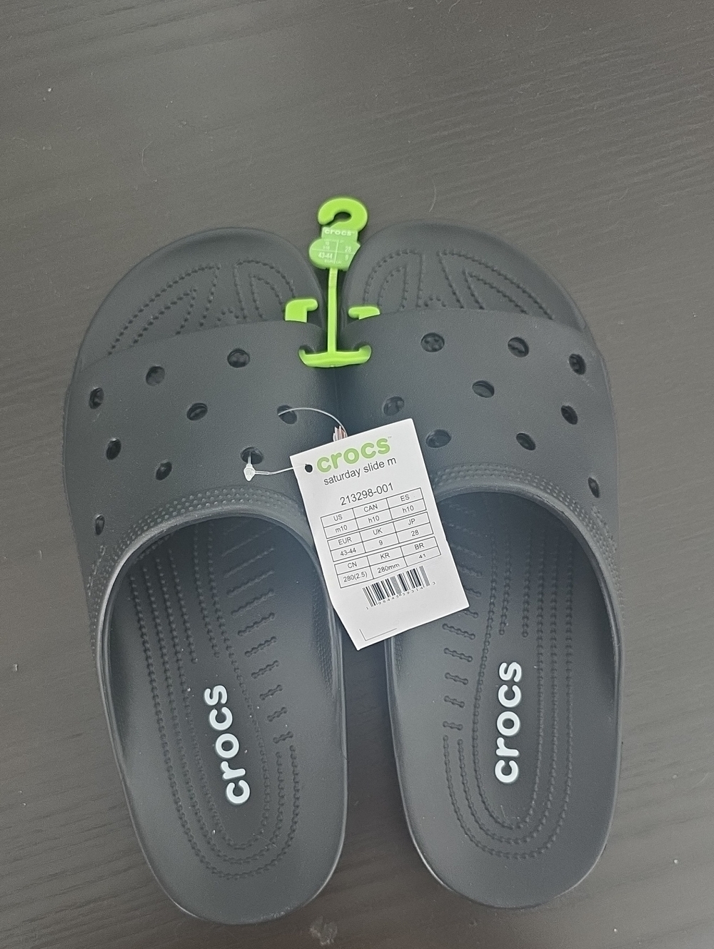 CROCS Adults Saturday Slide - Black with Green Hanger